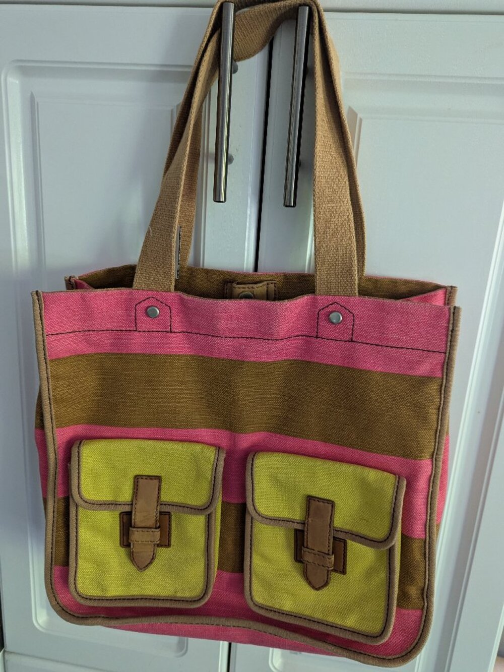 Fossil tote